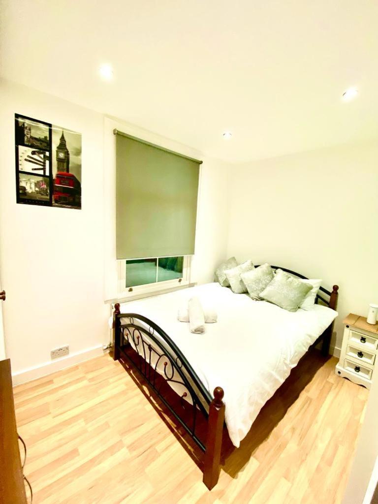 One Bedroom Apartment Queen'S Park In Central לונדון מראה חיצוני תמונה